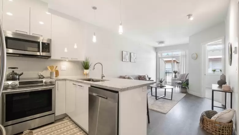 409 19940 BRYDON CRESCENT image #1