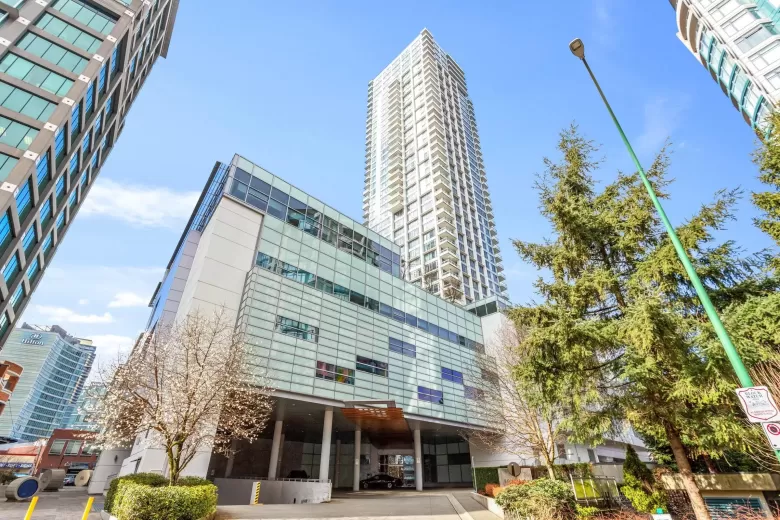 2409 4508 HAZEL STREET image #1