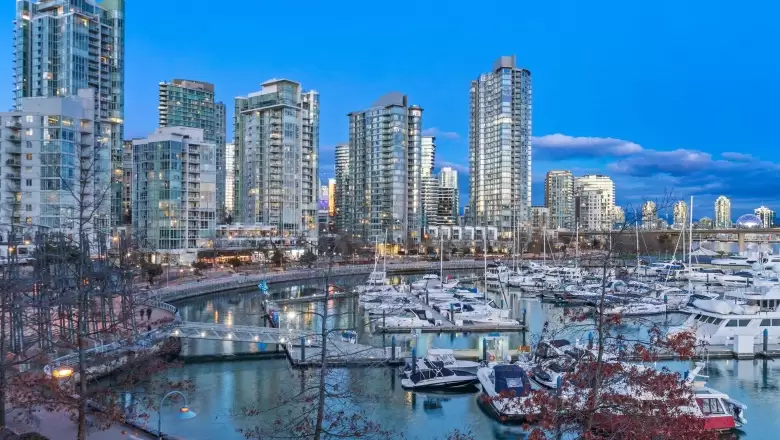 317 1228 MARINASIDE CRESCENT image #1