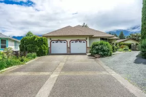 7035 OAKWOOD DRIVE, Agassiz, Agassiz, BC